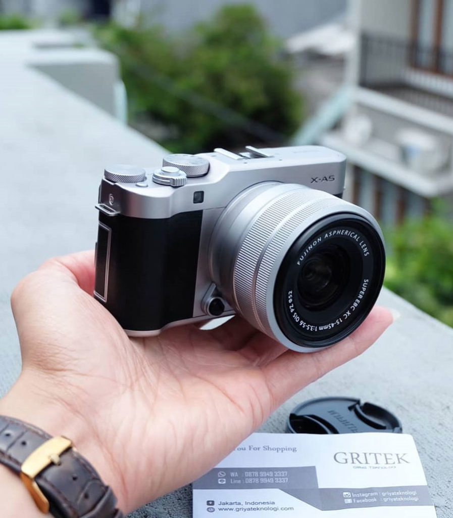 Fujifilm XA5 KIT - Black Silver - Griya Teknologi - GRITEK Indonesia